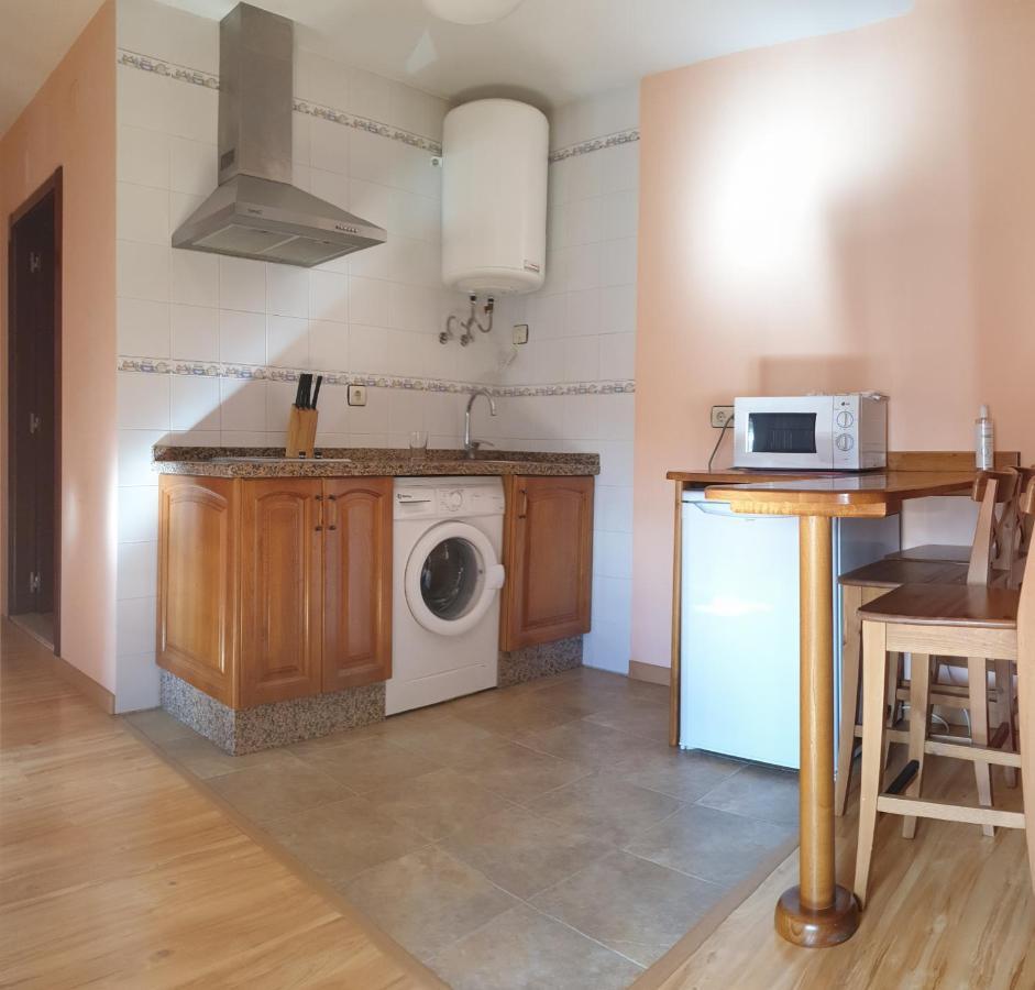 Apartamentos La Panerona Centro Tineo Exterior foto